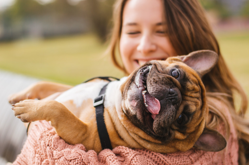 woman with a bulldog